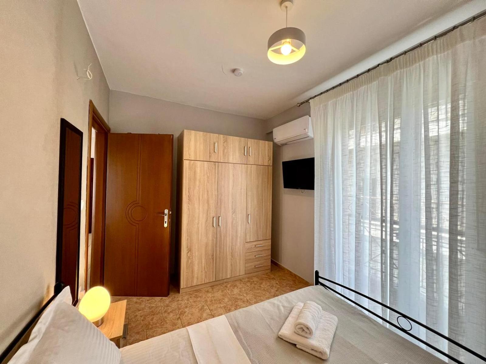 P Deluxe Suites Β4 尼亚米卡尼奥纳 外观 照片
